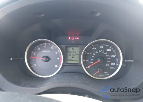 2014 Subaru Xv Crosstrek 2.0I Premium z USA, uszkodzony, nr VIN JF2GPACCXE8229639